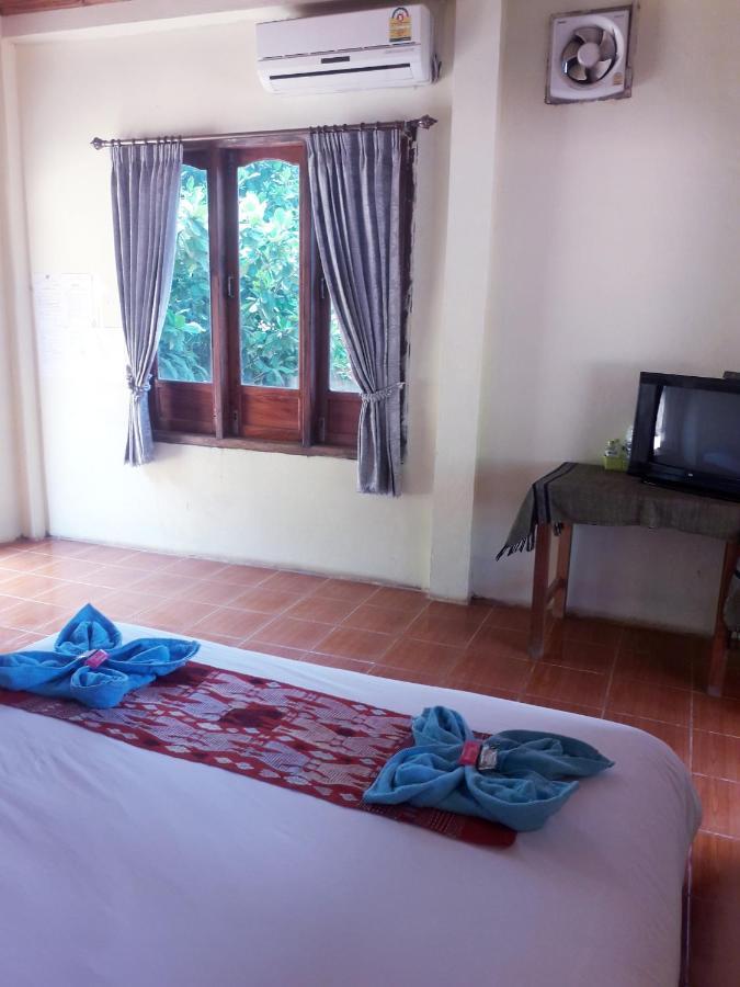 Sunrise Bungalow Hotel Nong Khiaw Exterior photo
